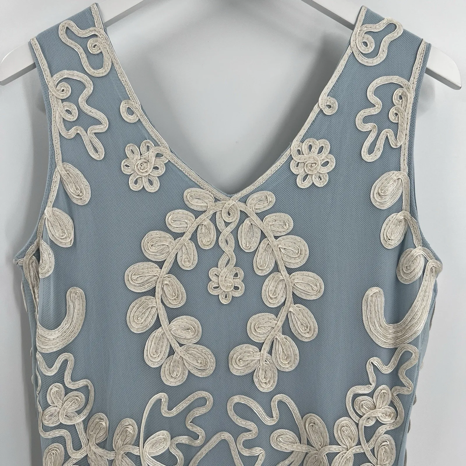 Sundance Cameo Dress Large Floral Appliqué Lace Overlay Winter Sky Blue Feminine - Image 6