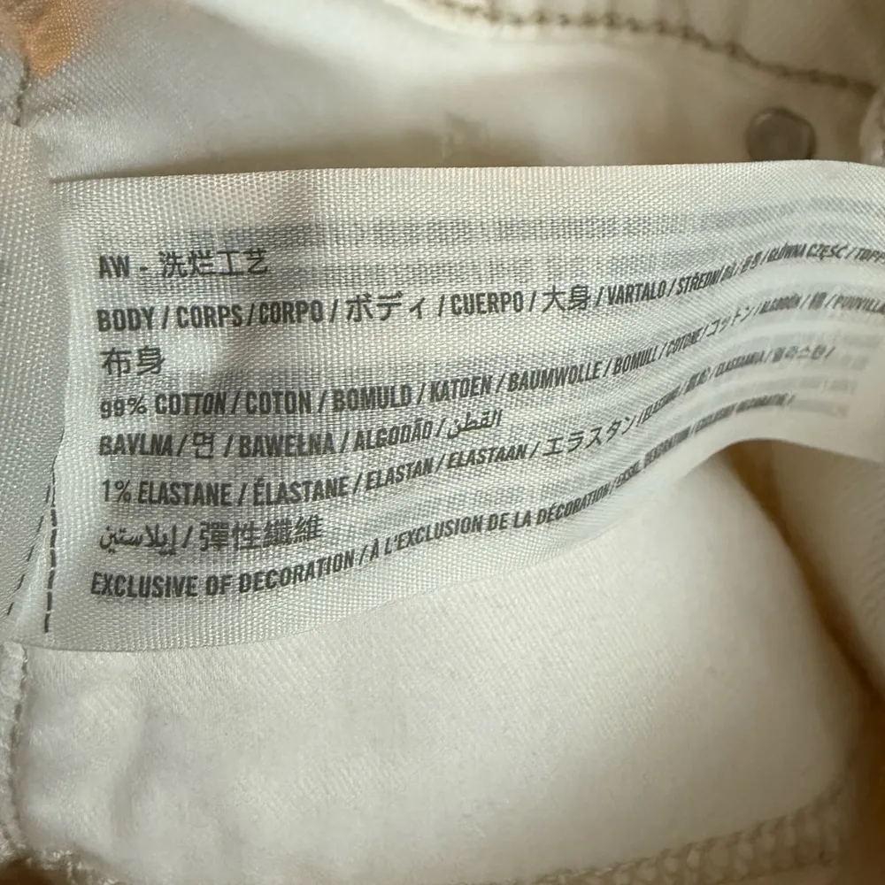 Abercrombie Women’s Sz 2 / 26 The ‘90’s Relaxed Jeans High Rise - Image 4