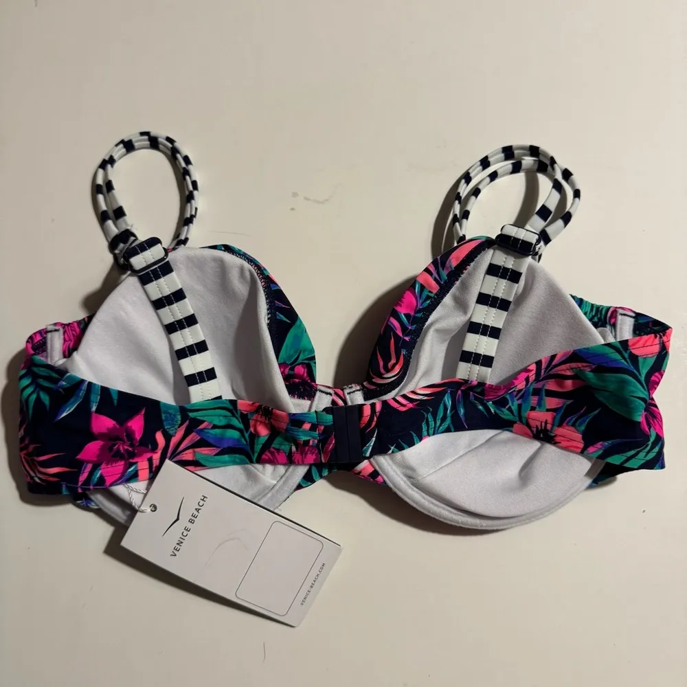 Venice Beach 38C Underwire Tropical Palm Floral Bikini Top Pink Size undefined - Image 2