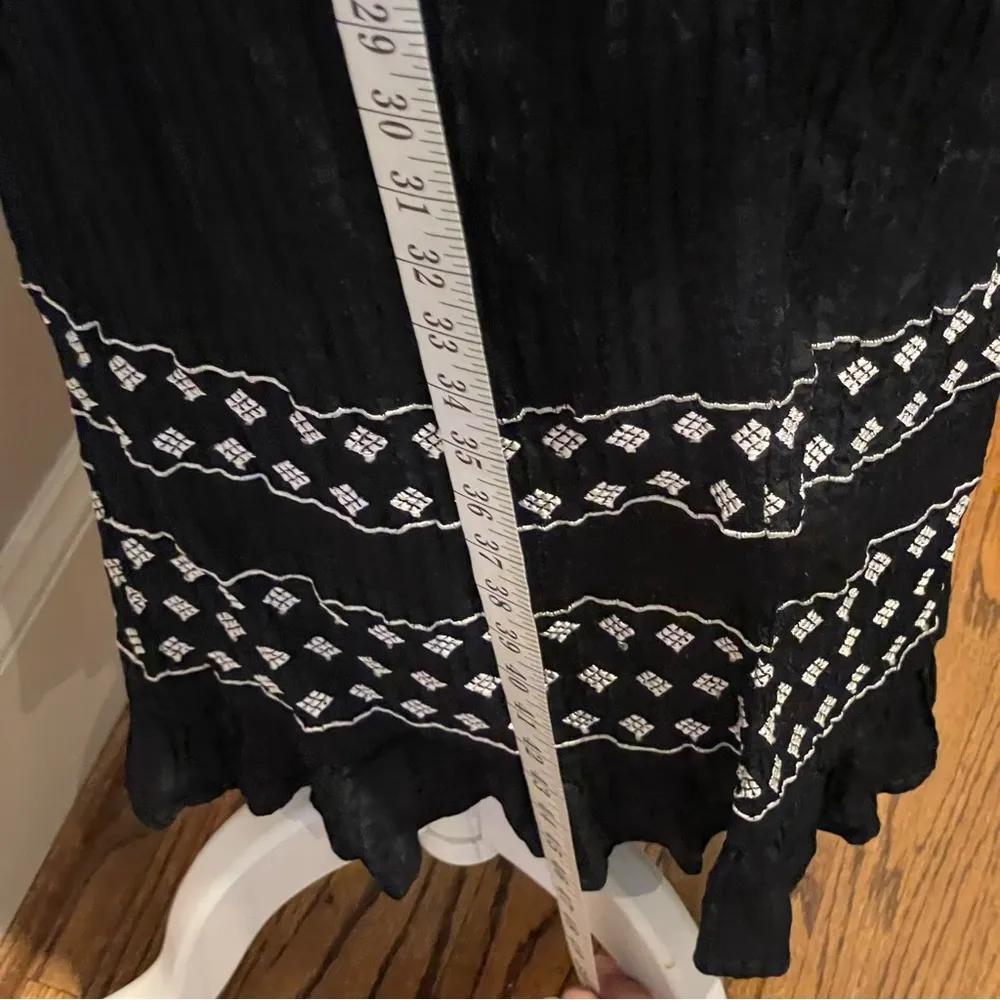 Black and White Boho Puff Sleeve Tunic Dress - Image 2