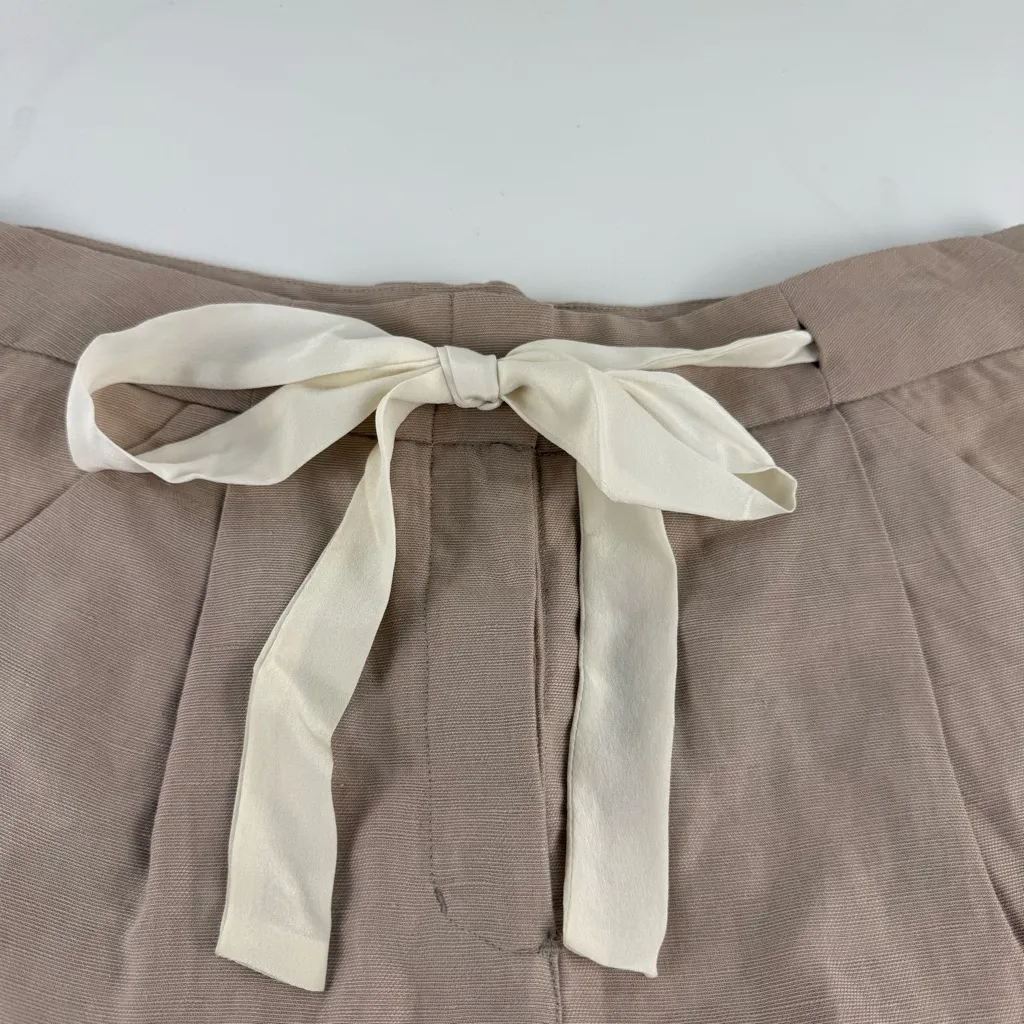 NWT Wilfred Allegra Tan Shorts with Cream Tie - Image 3
