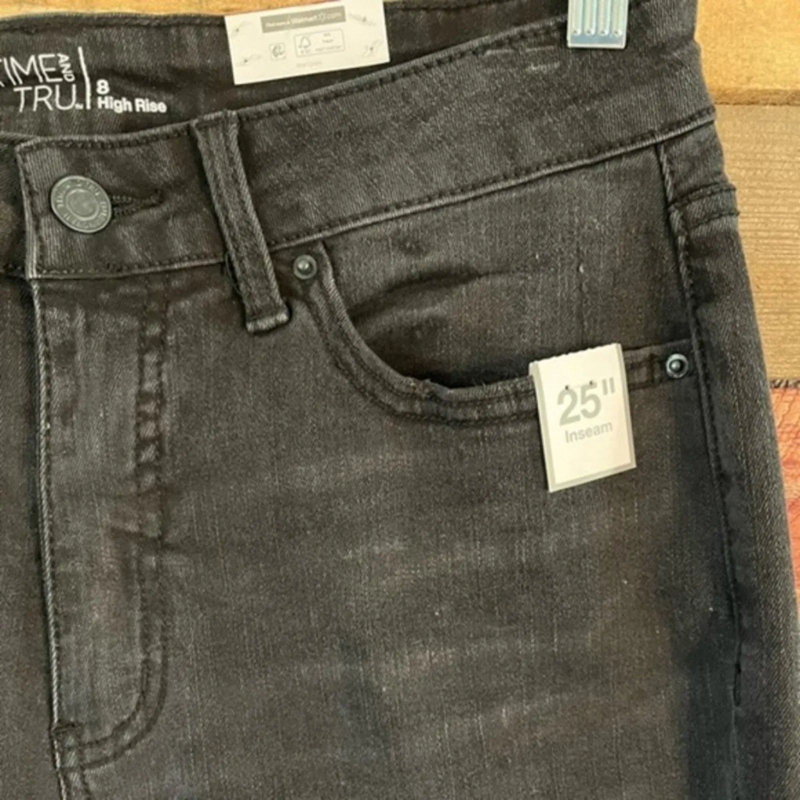 Time And Tru Black High Rise Straight Leg‎ Crop Pants Size 8 - Image 4