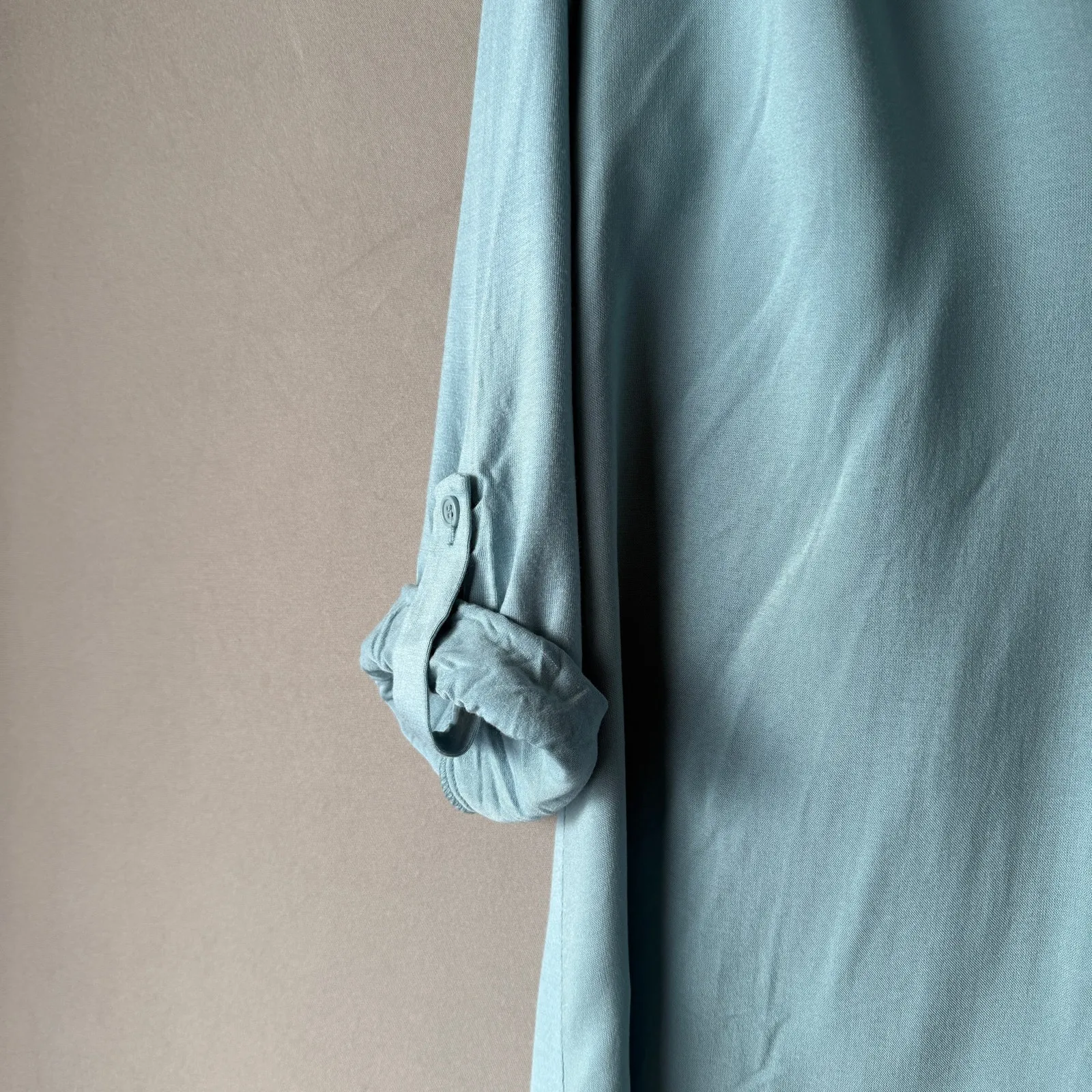 Pleione ‎ sz S blue roll tab sleeve blouse - Image 4