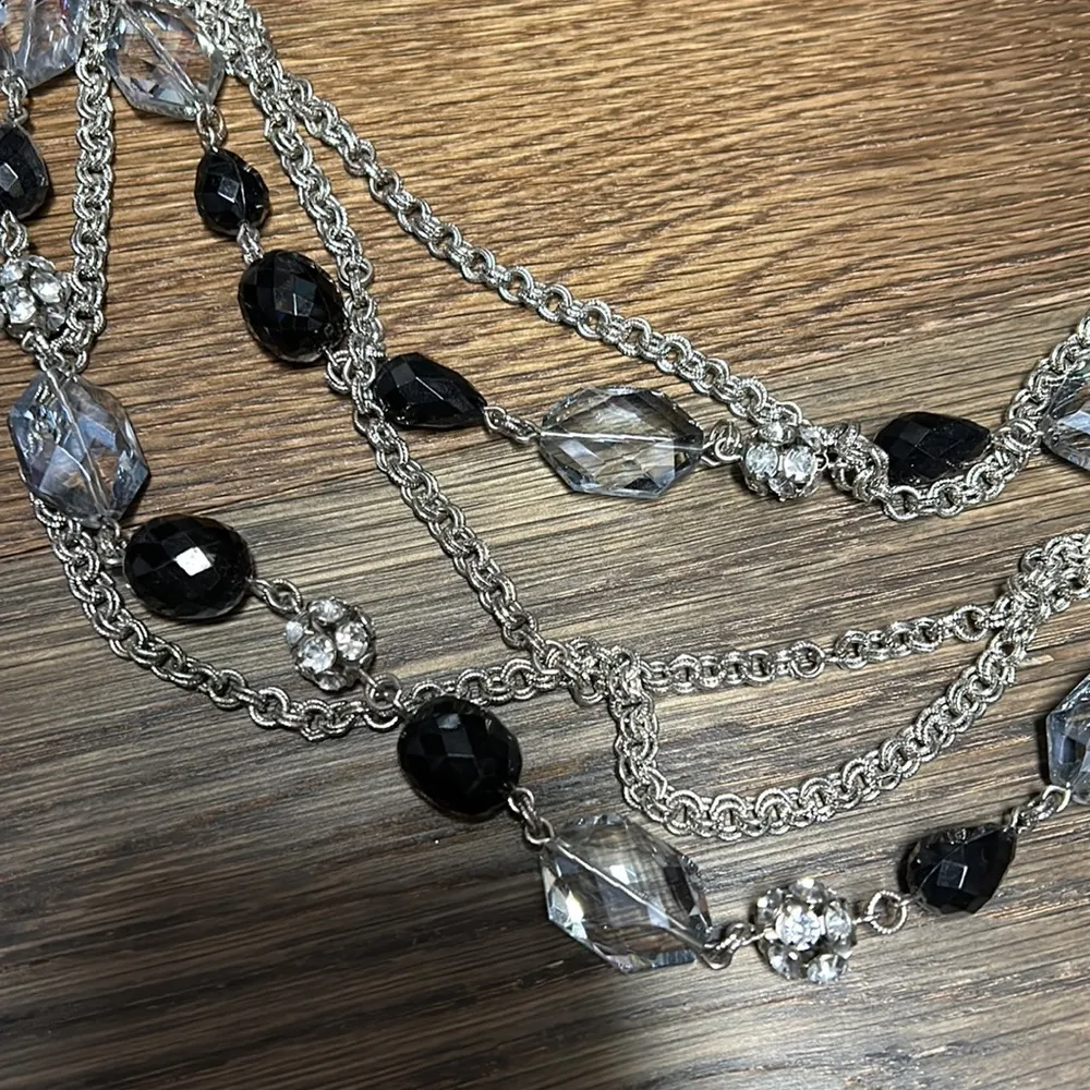 White House Black Market necklace - Image 3