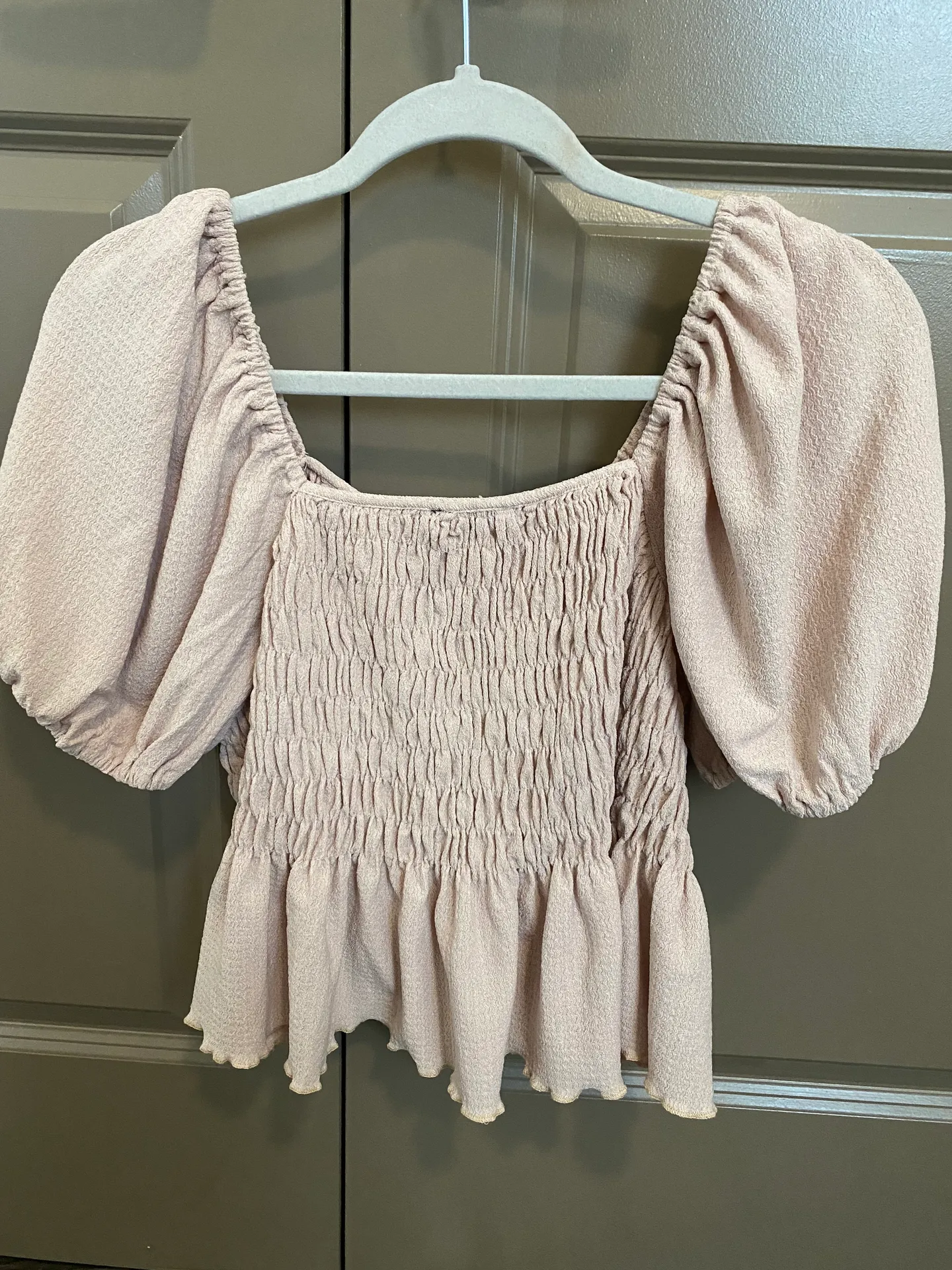 Boutique Ruffled Short Sleeve - Image 2