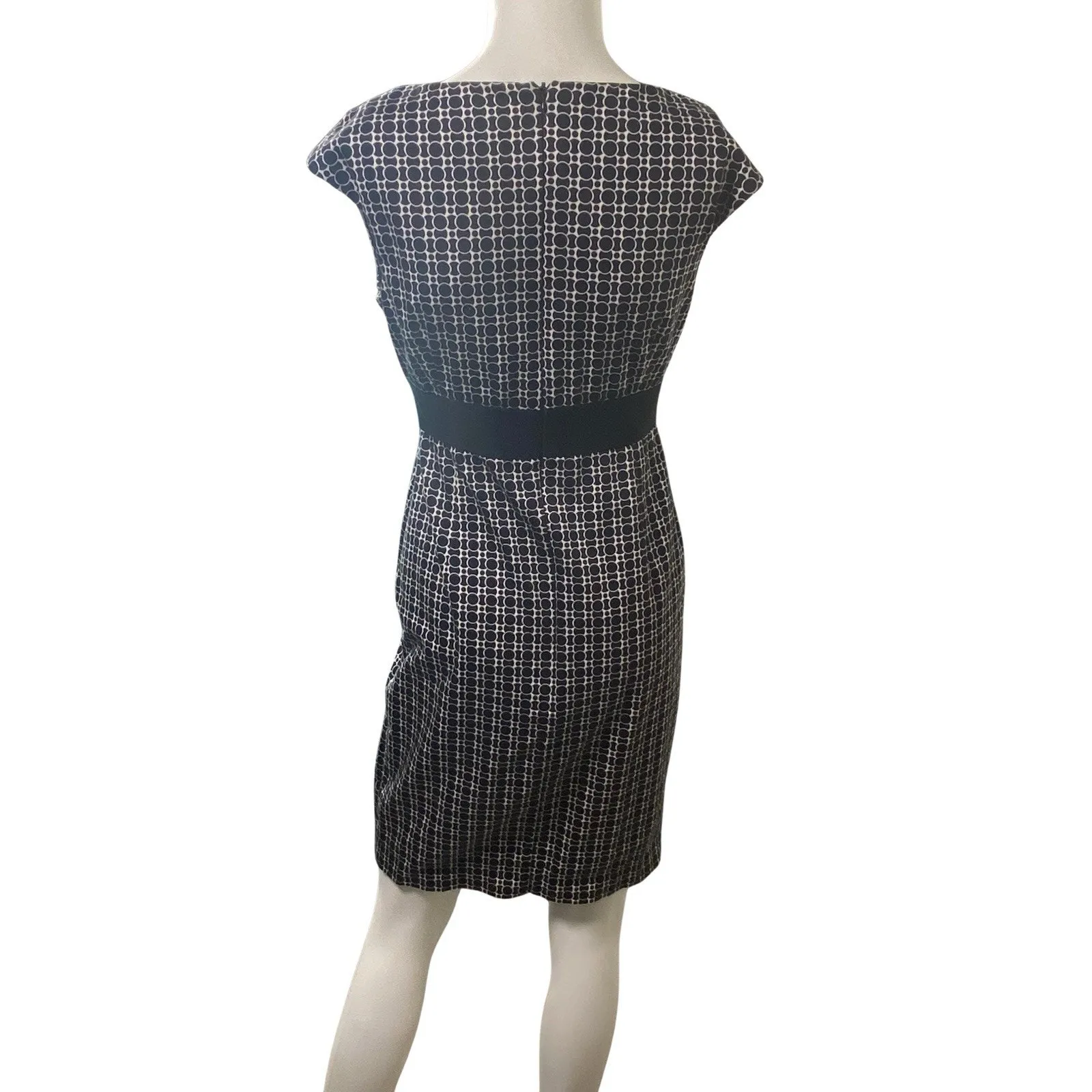 White House Black Market Dress Women's Size 2 Black and White Sheath Geometric - Image 2