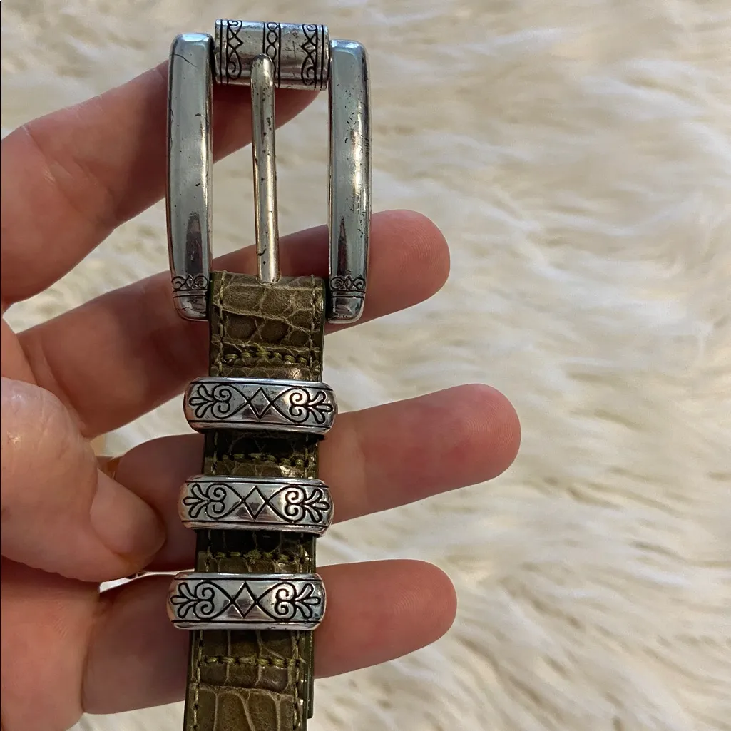 Brighton Crocodile Pattern Belt with Silver Accents size 28 excellent condition - Image 3