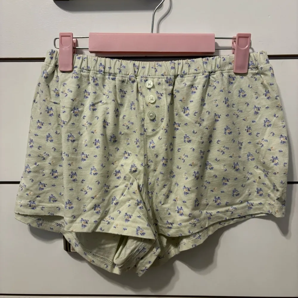 Aeropostale Floral Pajama Set - Image 5