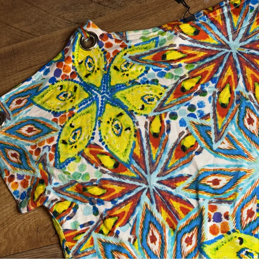 Cable & Gauge Multicolor Geometric Short Sleeve Top size small NWT - Image 5