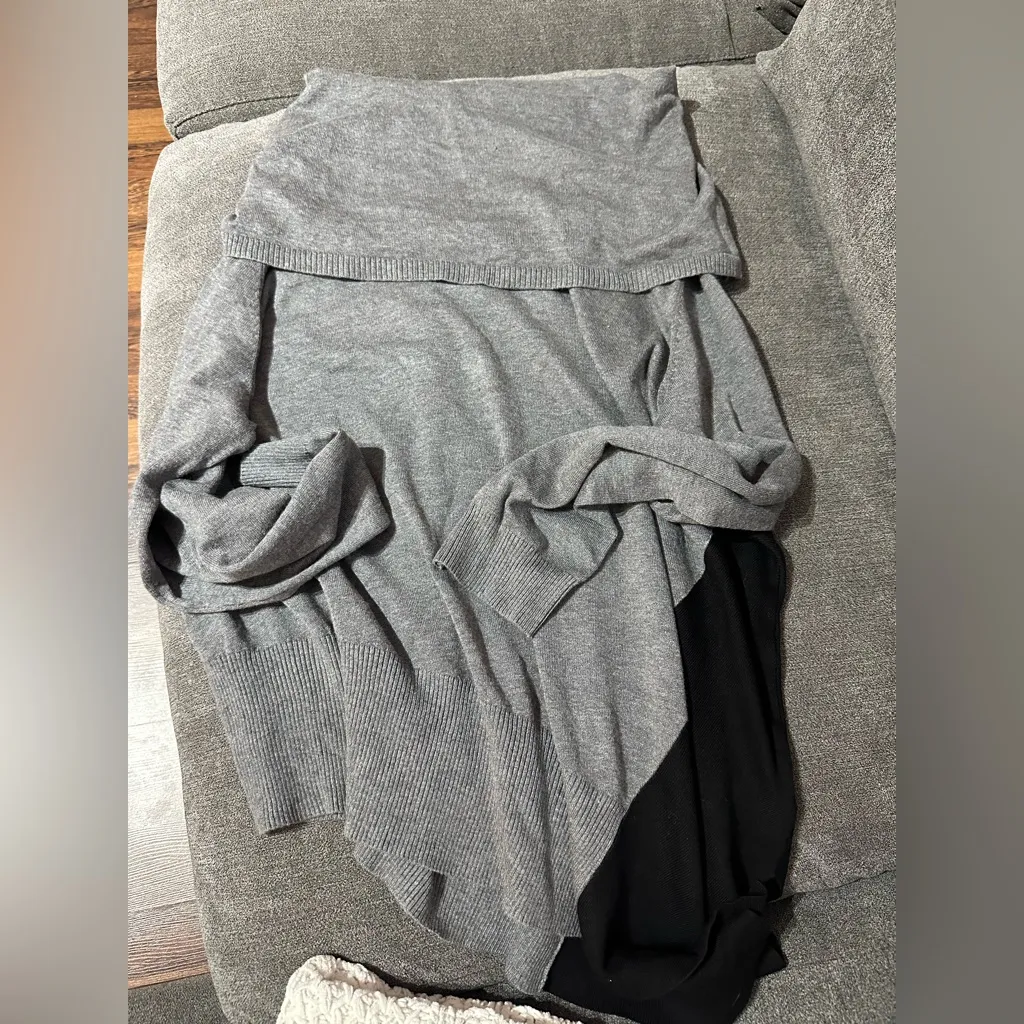 NWT Verve Ami Gray and Black Off-Shoulder Sweater 2X - Image 14