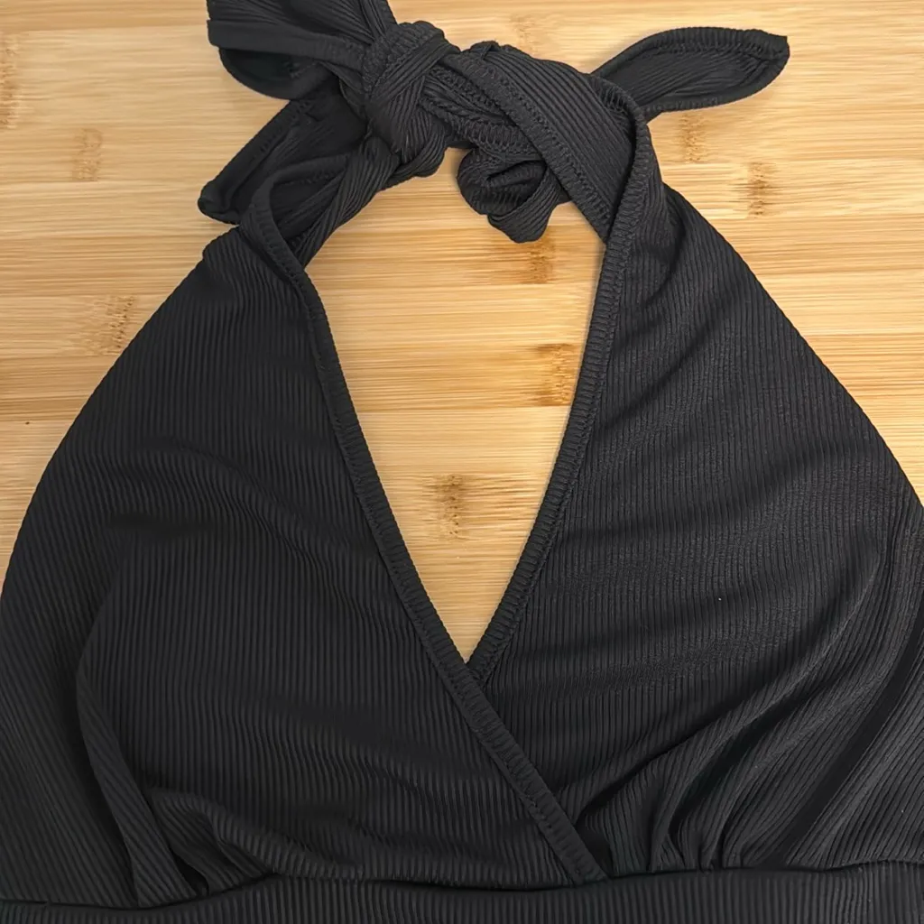 SHEIN Size Extra Small XS Women's Teen Girl Black Ribbed Halter Top - Image 5