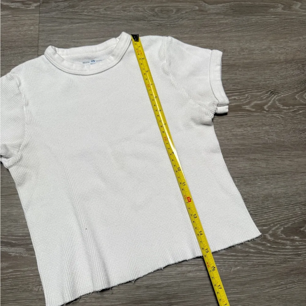 white brandy melville waffle cropped baby tee shirt - Image 3