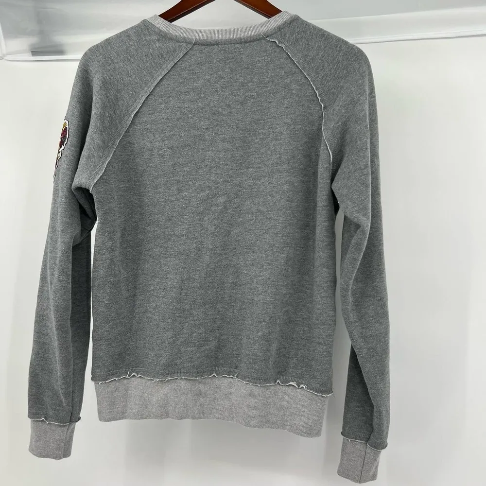 Universal Studios Wizarding World Harry Potter Gryffindor Sweatshirt size XS Gray - Image 4