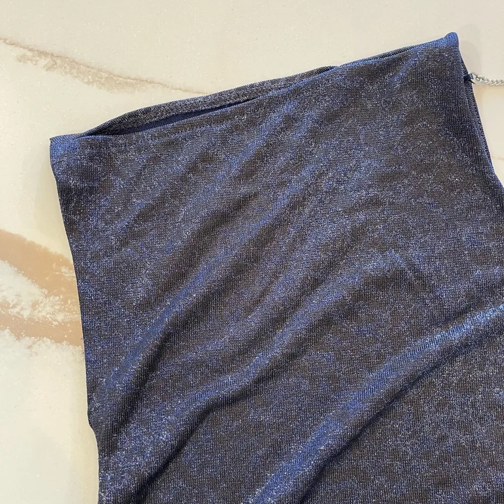 Jennifer Lopez Metallic Leopard Burnout High-Low Top Size Small - Image 3