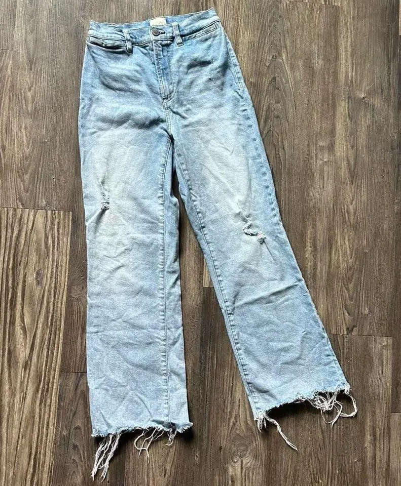 Alice + Olivia flare jeans  - Image 3