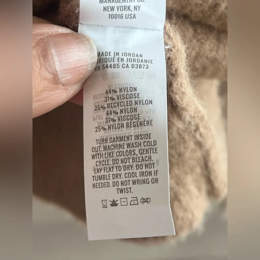 Aerie Buttercream Crew Sweater NWT - Image 9