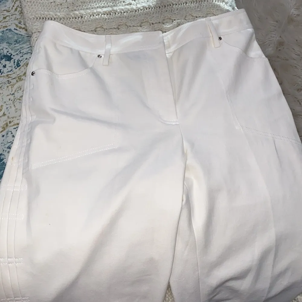 Carlisle white pants size 10 - Image 8