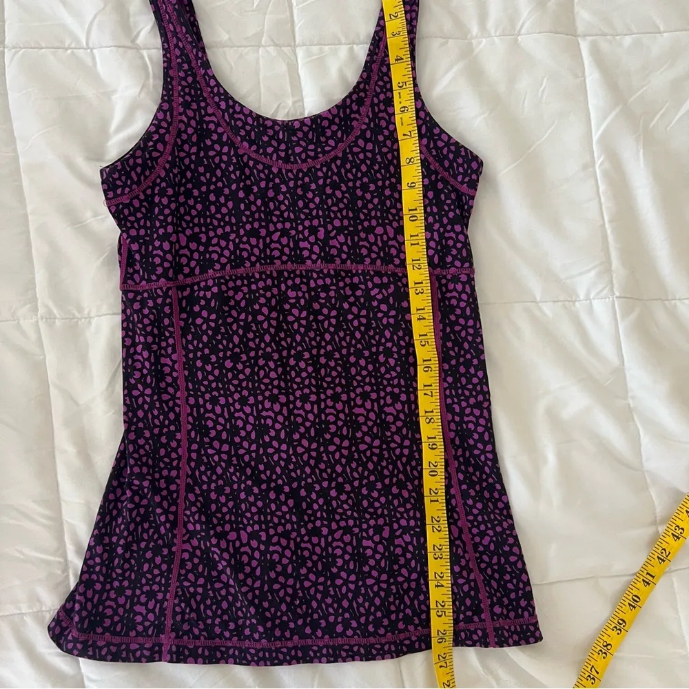 Lucy Work Out Top Size Medium Purple Flowers Yoga CrossFit Cardio Athlete C5 - Image 9