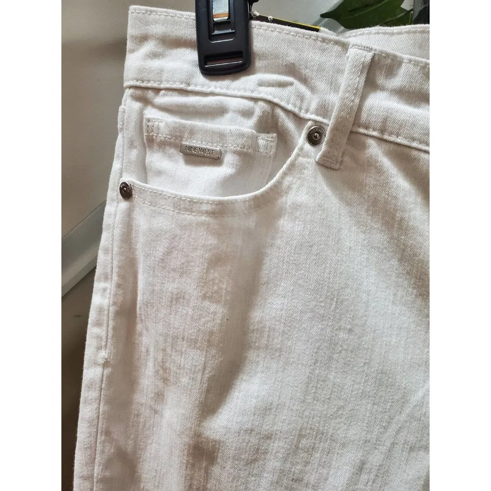 Nine West Jeans White Cotton High Rise Zippered Straight Fit Capri Pant 8 - Image 3