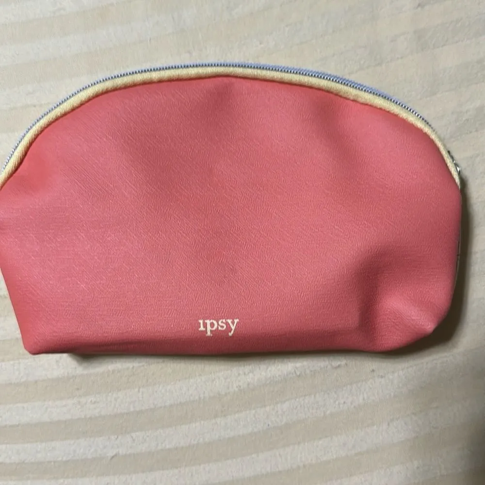 IPSY travel or cosmetic bag, tassle zipper pull NWOT Yellow - Image 2