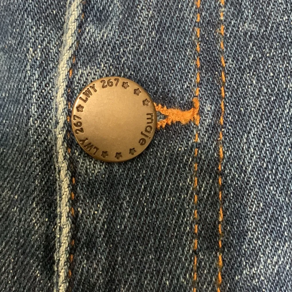 Maje high waisted jean fringed short shorts woman size 36 button fly - Image 3