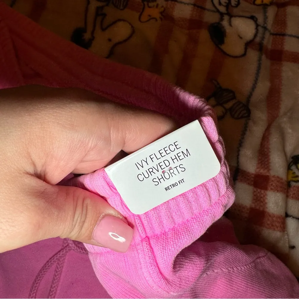 Victoria’s Secret ivy fleece curved hem shorts - Image 4