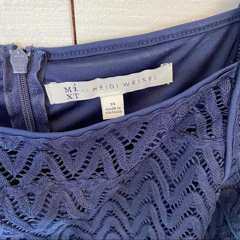 •Mixit by Heidi Weisel blue lace dress• Size 14 - Image 9