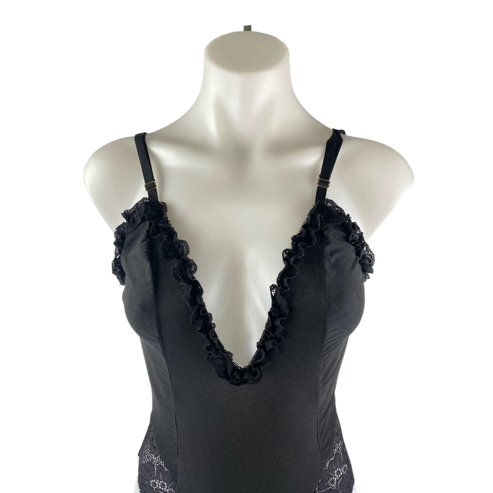 We are HAH Black Lace Trim Ruffled V Neck Sleeveless One Piece Bodysuit Top Sz S - Image 2