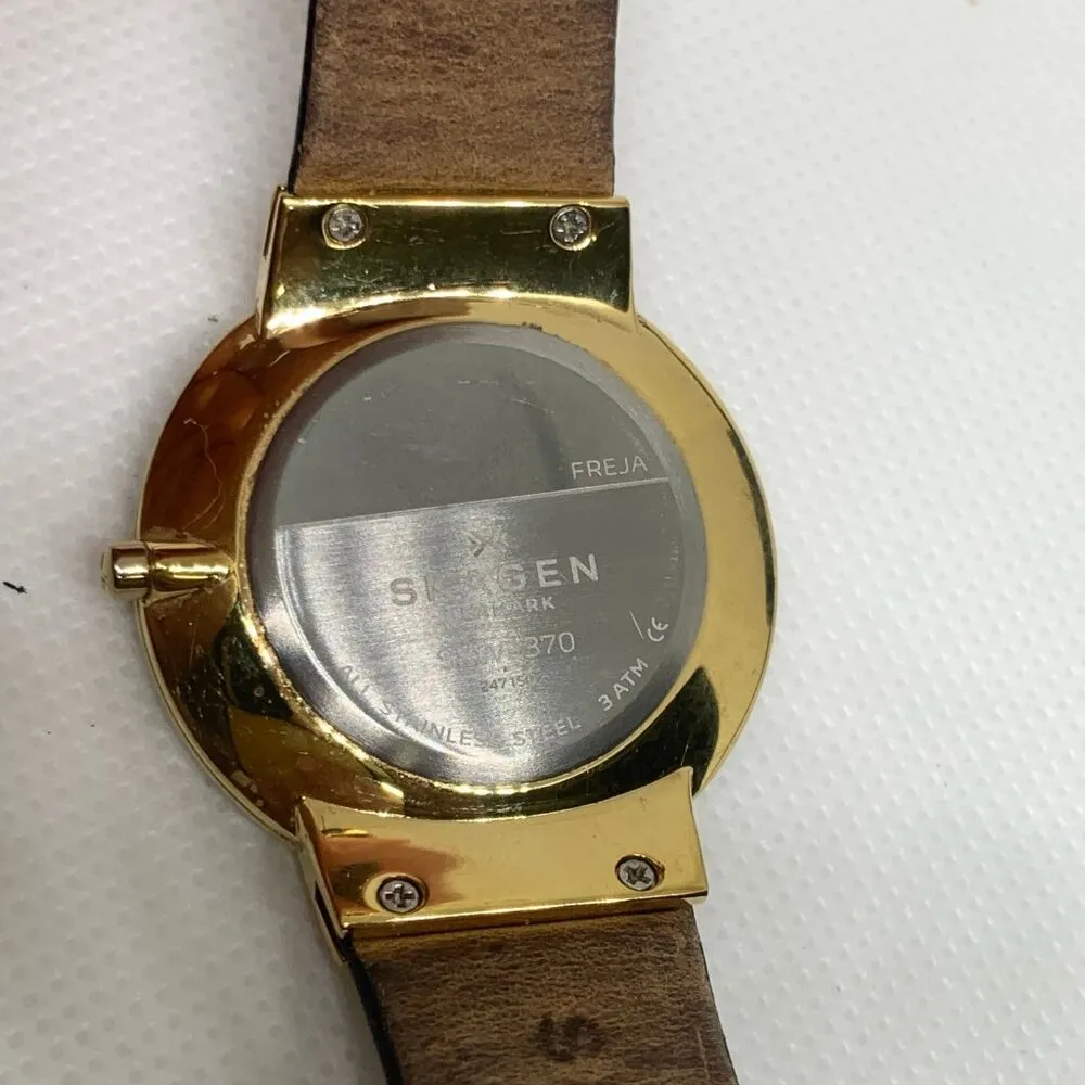 SKAGEN SKW2370 Freja 34 mm gold tone case bezel Women's Watch running - Image 8