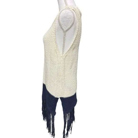 Two by Vince Camuto Women's Size M Knit Fringe Sleeveless Boho Sweater Cover Up‎ Blue Size M - Image 2