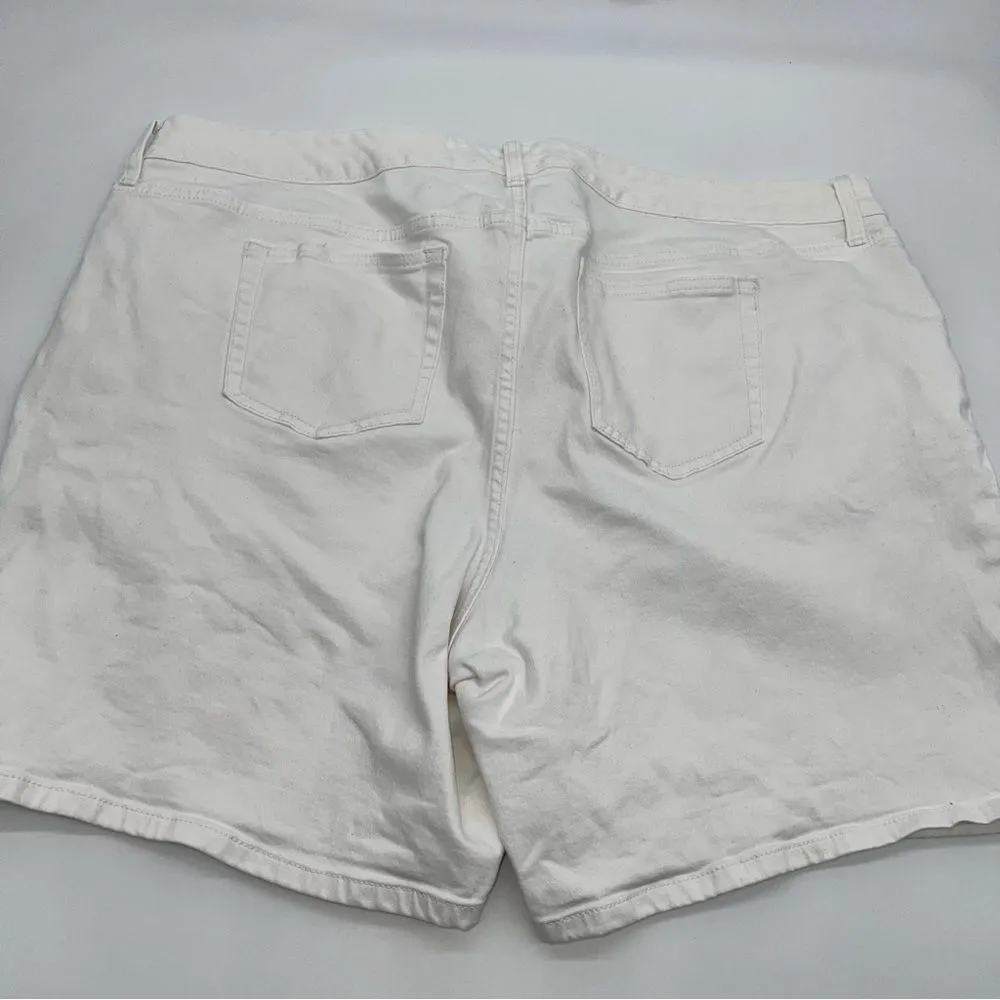 Torrid Women's White Cotton Blend Summer Mom Jean Shorts w/Leg Vents-Size 24 - Image 2
