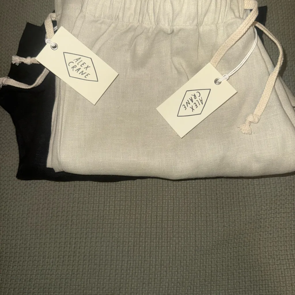 Alex crane bo shorts two pairs bundle xxl bone and black fits like a xl - Image 9