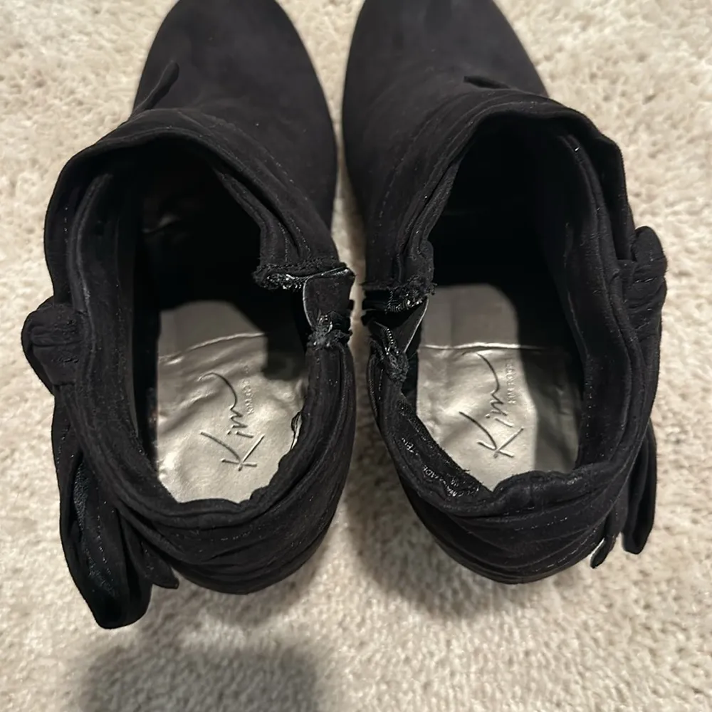 kim rogers  black booties - Image 8