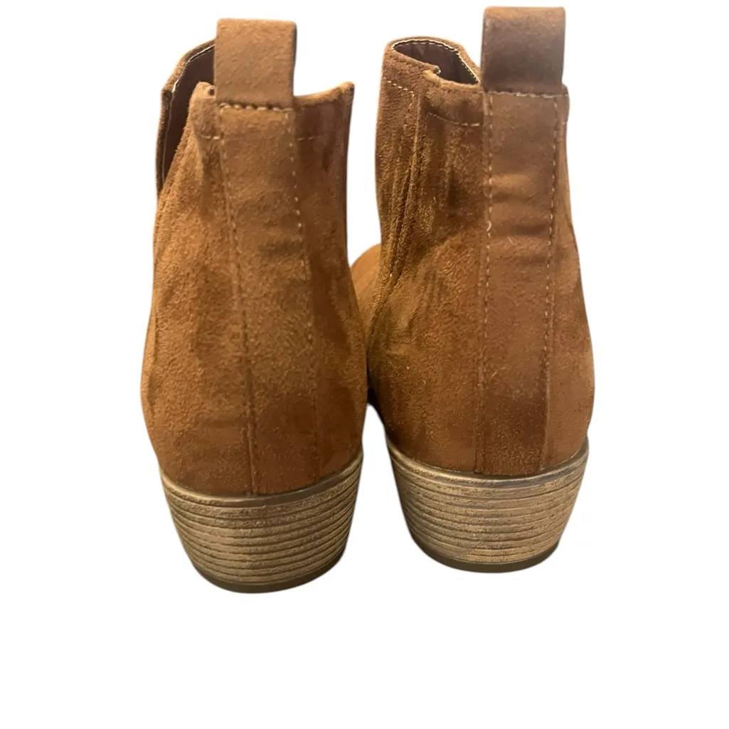 Journee Collection Rimi Brown Faux‎ Suede Block Heel Ankle Booties Size 9 - Image 5