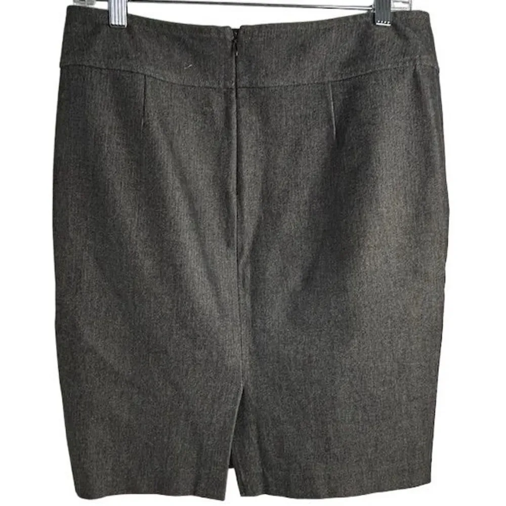 Banana Republic Women's Size 8 Gray Stretch Pencil Skirt Knee Length - Image 13