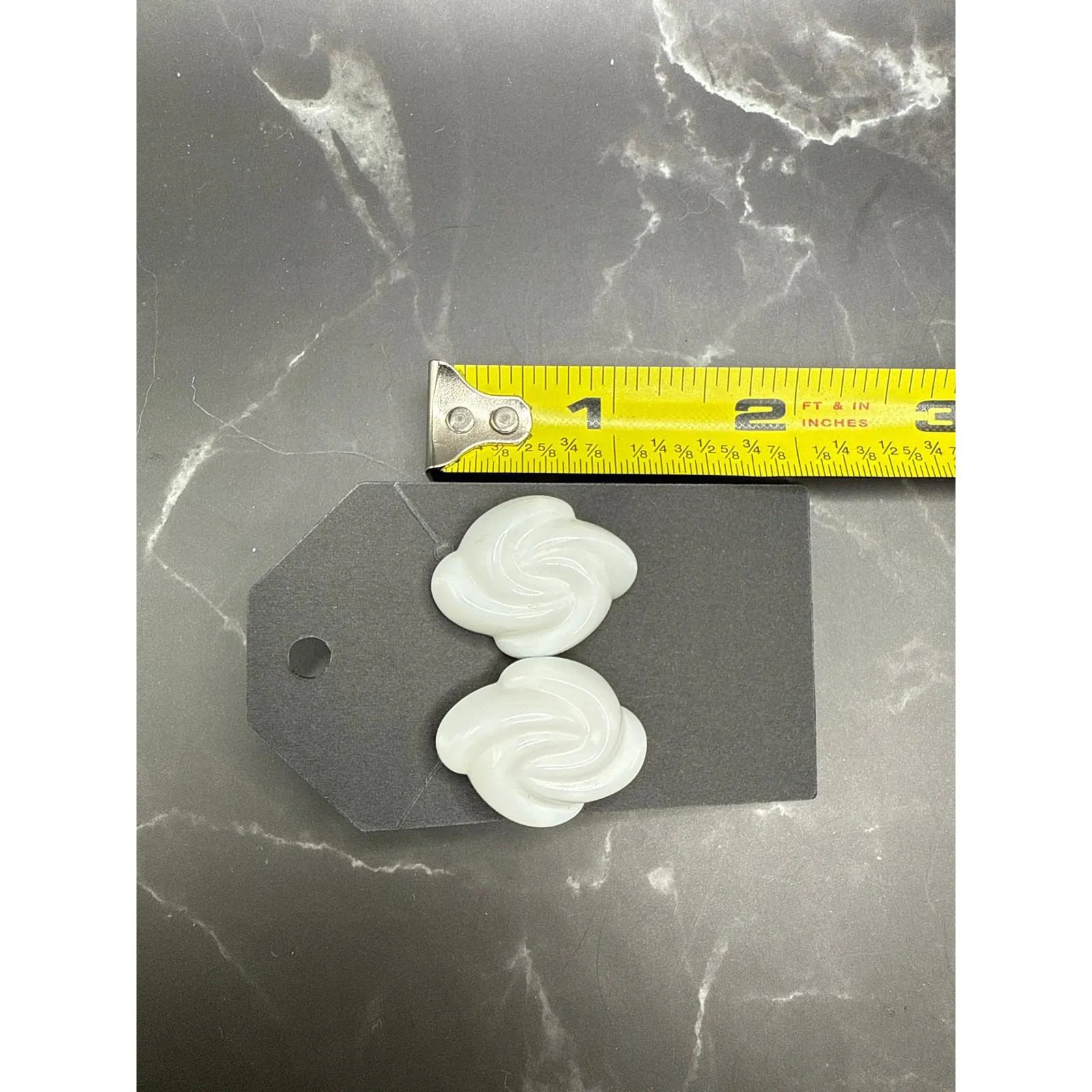 Vintage 80's Plastic Fashion Rose Button Stud Earrings White 1in - Image 5