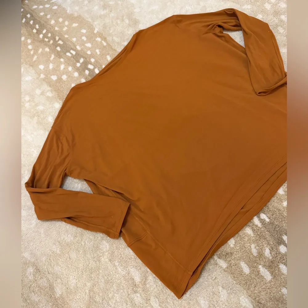 Lululemon Back in Action burnt orange long sleeve tshirt women’s size 10 - Image 4