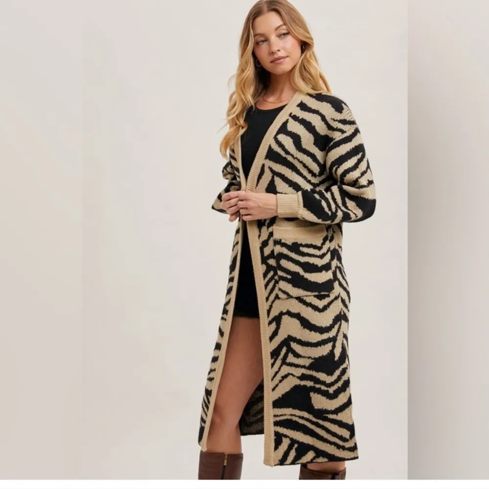 Animal Print Knit Long Cardigan Tan Size undefined - Image 4