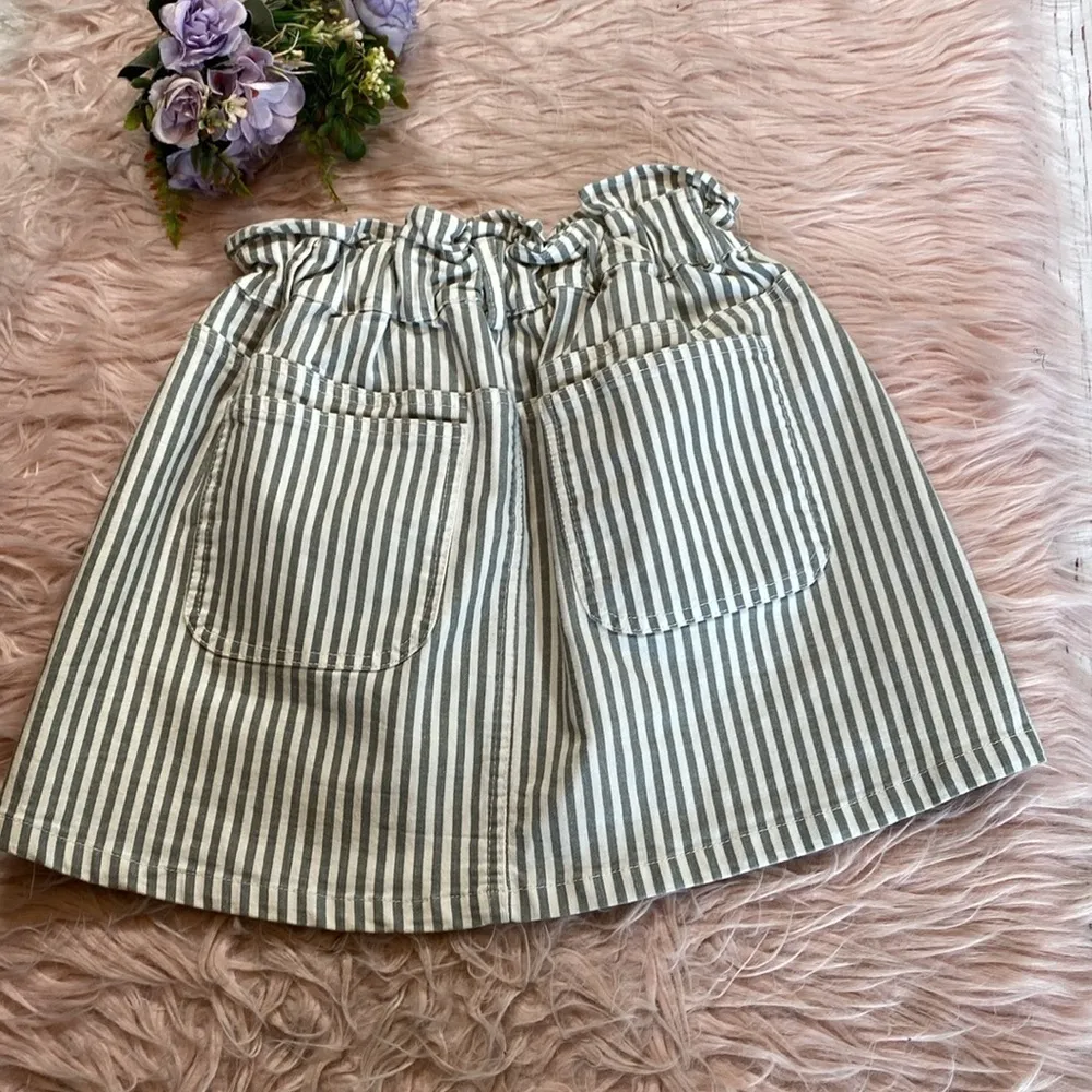 American Threads  White Grey Stripe Mini Skirt sz S - Image 6