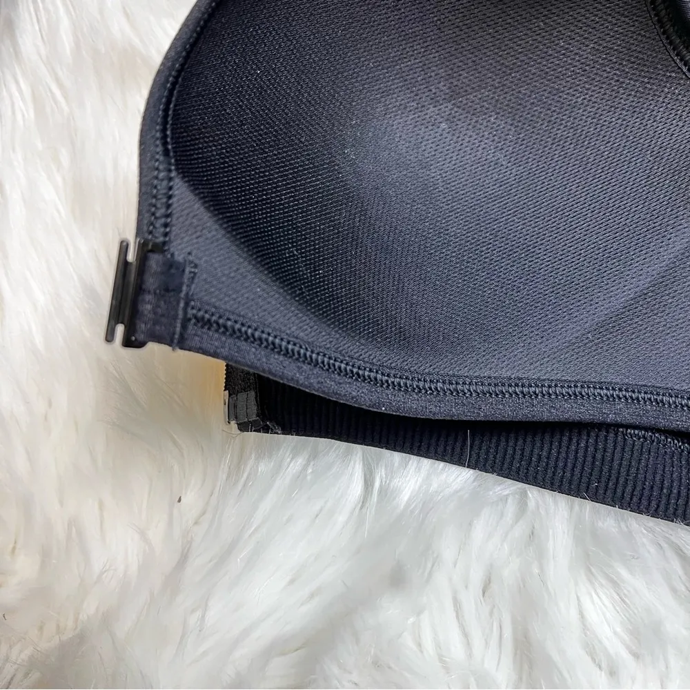 Victoria’s Secret Sport Zip Front Wireless Mesh Sports Bra. Size 34D. - Image 5