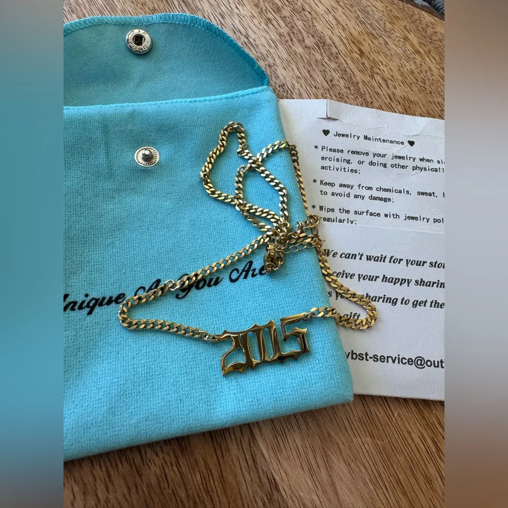 Unique as you are 2015 Gold Necklace - Image 5