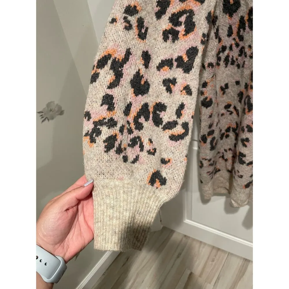 Anthropologie leopard print gray wool cowlneck sweater medium - Image 2