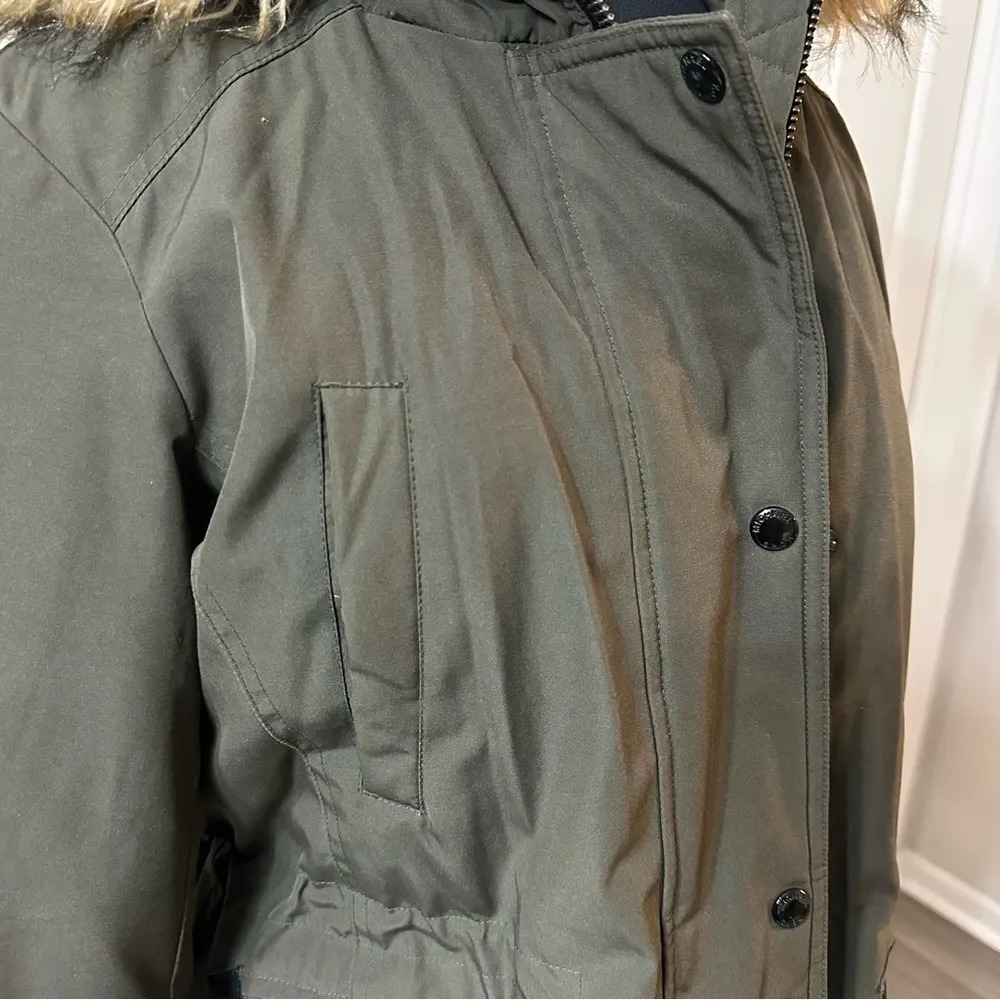 Michael Kors Women’s Green Down Parka in Size Large - Image 5