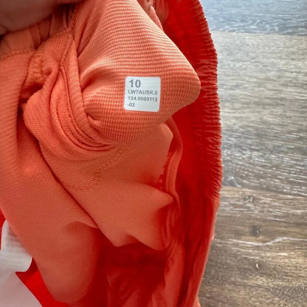 Lululemon Hotty Hot Shorts Low Rise 2.5” Lined Coral Kiss Size 10 NWT - Image 5