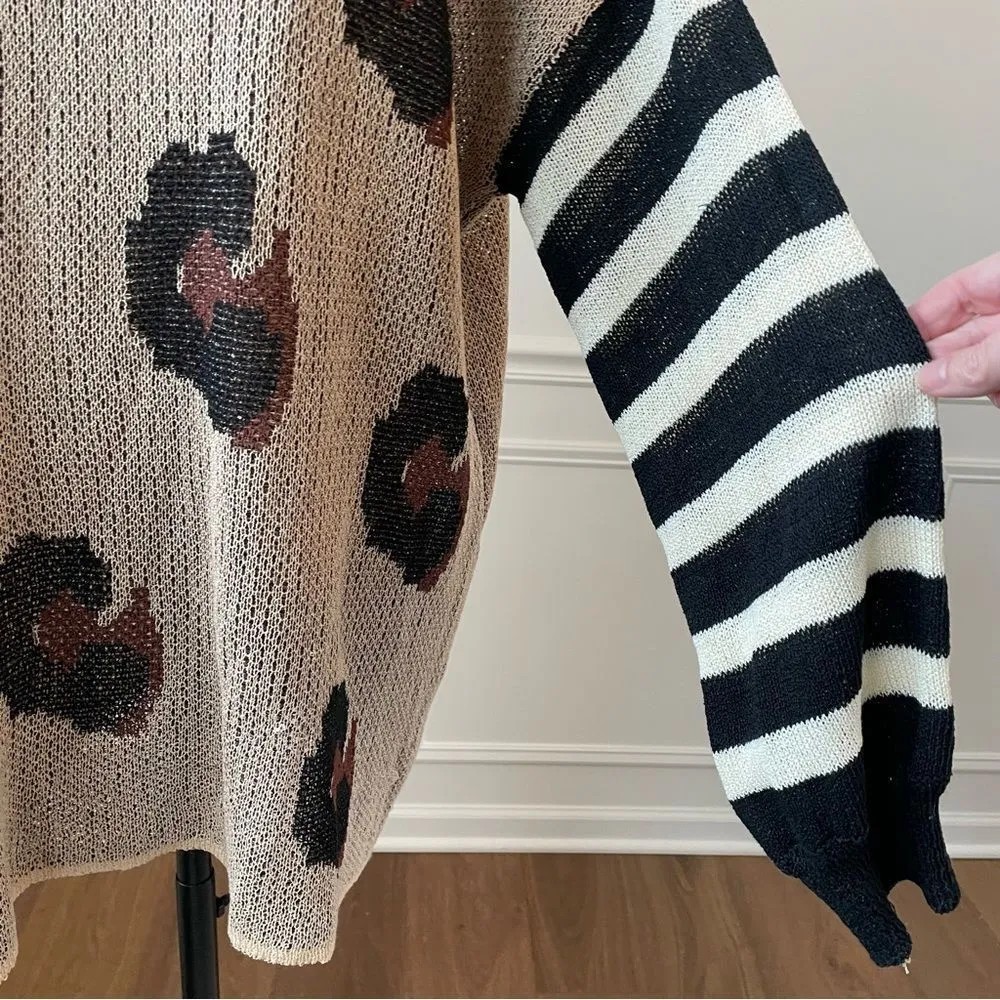 Amaryllis x Ashlee Nichols Leopard Stripe Oversized Lightweight Vneck Sweater M Tan Size M - Image 5