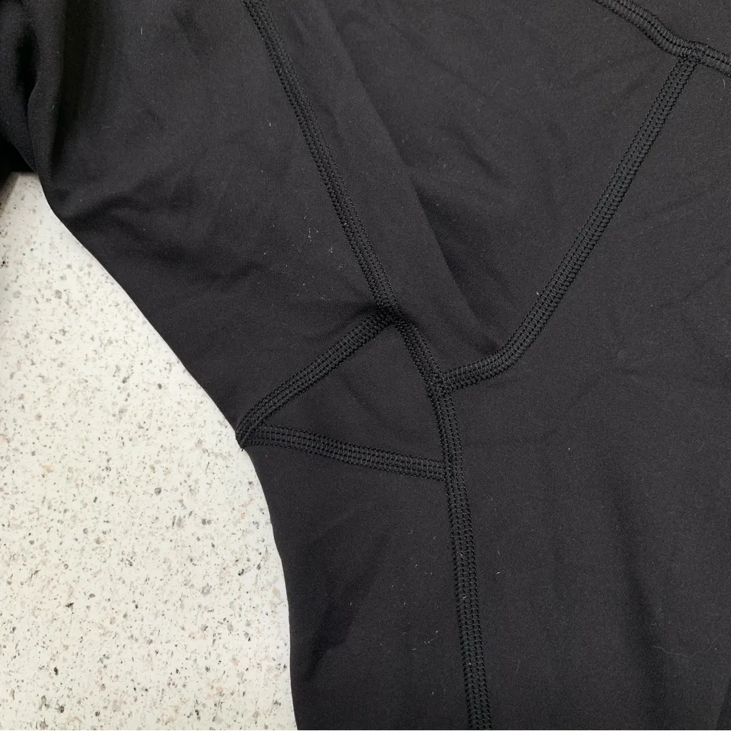 Lululemon Wunder Train 25” size 10 leggings - Image 4