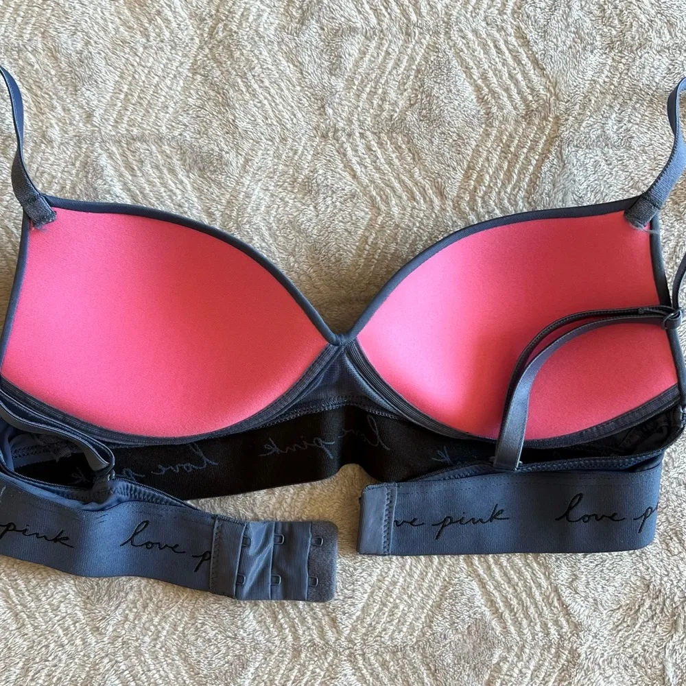 PINK Soft Contour cup Bra Sz. 32A - Image 2
