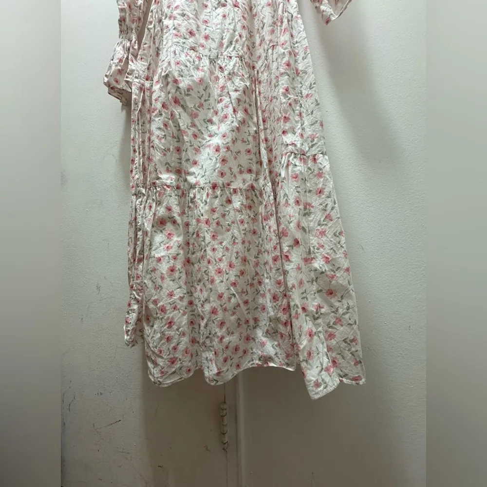 Revolve Lucy Paris Maxi Dress white with red pink flowers and puff sleeves XS - Image 4