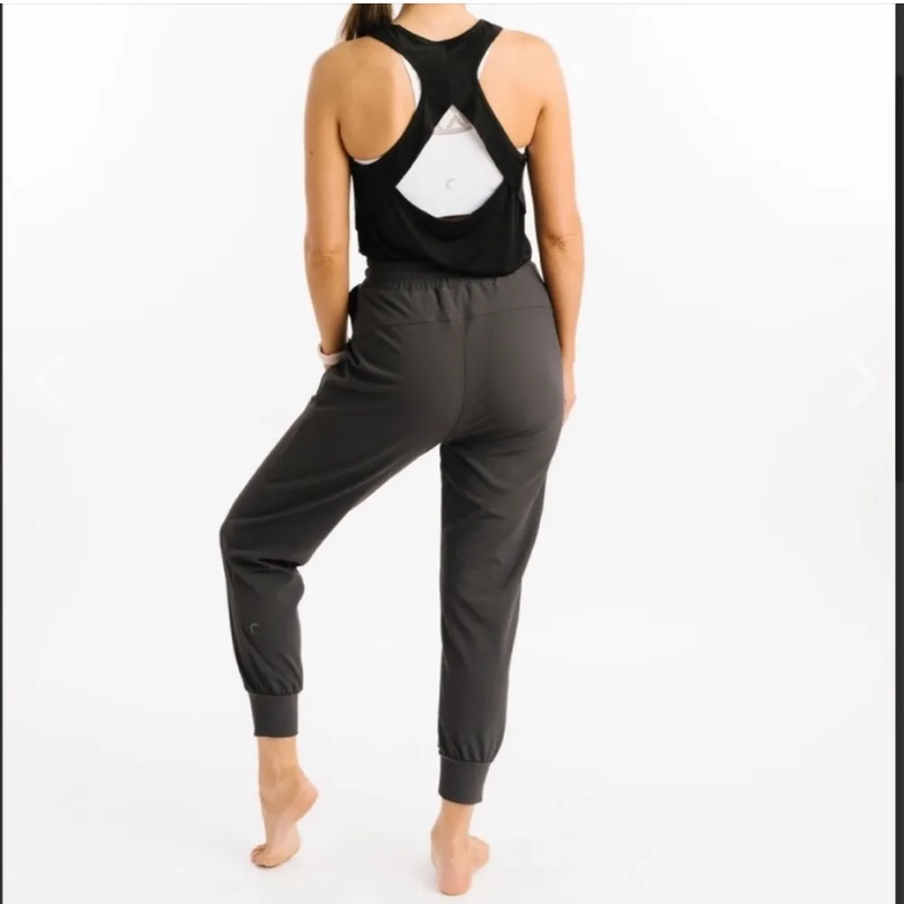 Zyia Slate Edge Joggers Size Large - Image 46