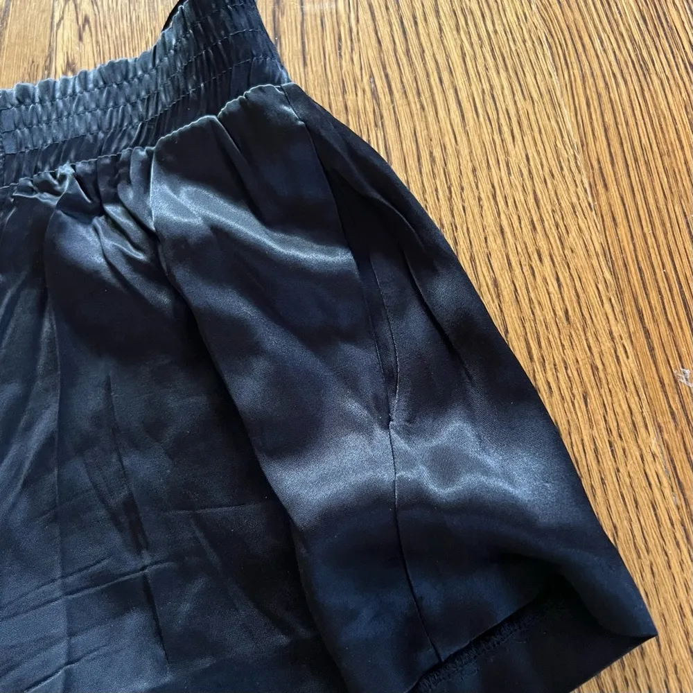 Zara Black Silky Satin High Waisted Shorts | XS - Image 3